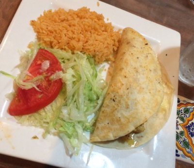A second plate from El Jaripeo with a soft taco rice and toppings