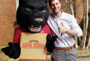 PVCC mascot and Jonathan Renshaw at Student Success Day 2019