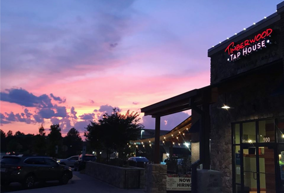 Timberwood Tap House at sunset