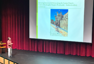 Professor Jorge Grajales-Diaz presenting about El Camino in the Dickinson Theater
